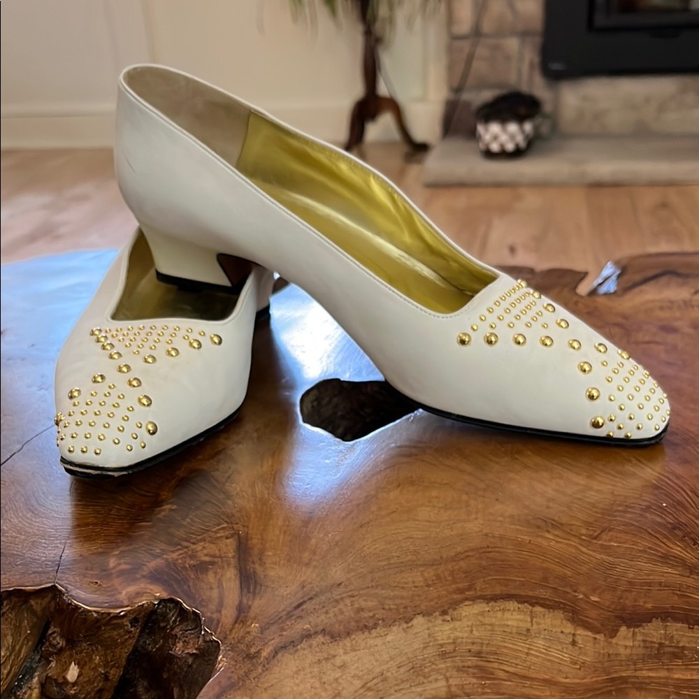 Escada White and Gold Flats with Geometric Embellishments - Picture 3 of 15